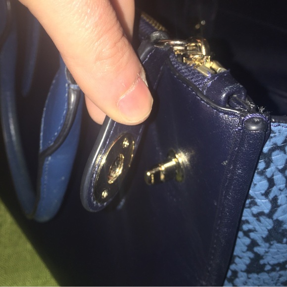 SOLD Authentic Coach Convertible Leather Satchel Crossbody Carryall - Picture 10 of 15